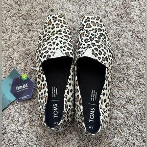 Birch Leopard Print Tom’s